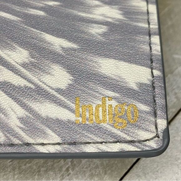 Indigo bon voyage passport holder - Picture 5 of 5